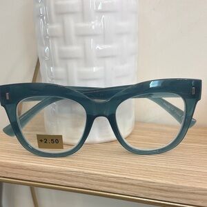 Teal Cat-Eye Reading Glasses +2.50